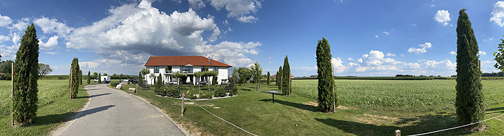 Traumhafte Lage: das Casa Felicita 1240 (©Foto: Martin Schmitz)